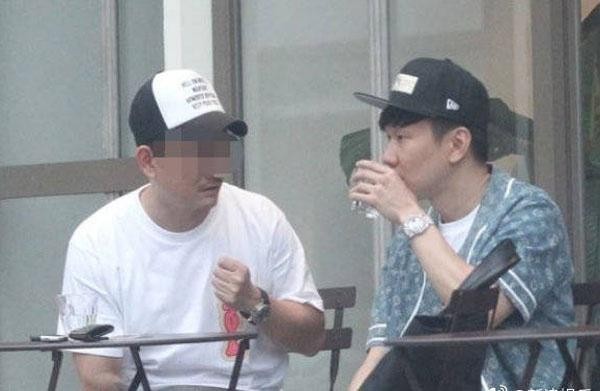 坐在林俊杰停车位的含金量 明星停车引争议