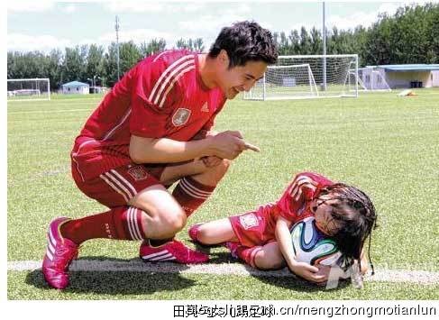 明星爱世界杯：李宇春最铁杆景甜最花痴