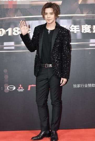 娱乐圈又见盛典！杨紫、关晓彤尽显仙女本色，最后一位好久不见！