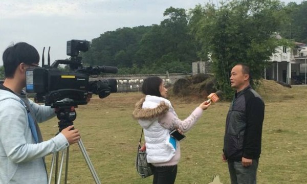 嘉定区708090 从企业里走出来的＂明星舞团＂
