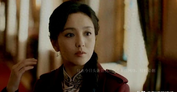 《霞光》背后的演员关系网值得玩味：除了和闺蜜，还有和女儿演戏