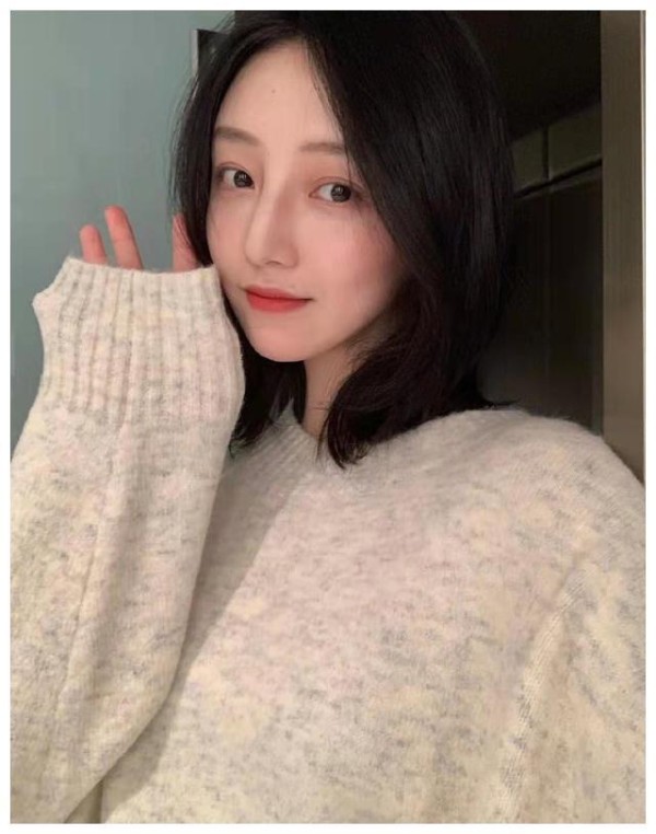 林更新新恋情曝光？！官方否认。网红蹭热度？还是林狗换口味了？