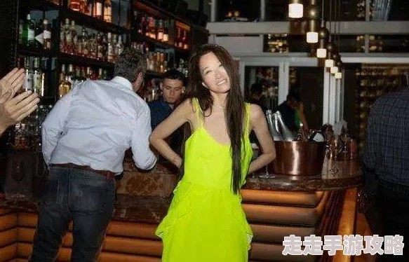 亚洲黄色在线视频近日引发热议多位明星被曝参与拍摄网友纷纷猜测背后故事究竟如何真相令人期待