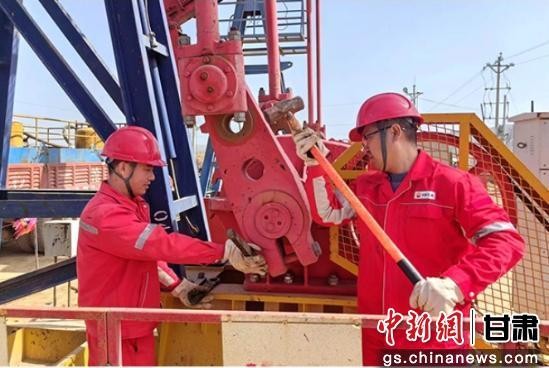 中国石油长庆油田采油十一厂：“明星”员工汇聚“星”力量