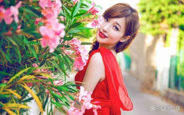 金莎、朱丹综艺言论引热议，娱乐圈的年龄危机与肖战的魅力