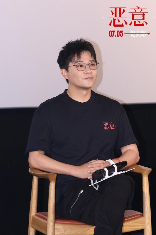 豆瓣开分6.3，及格的《恶意》却难成佳作！