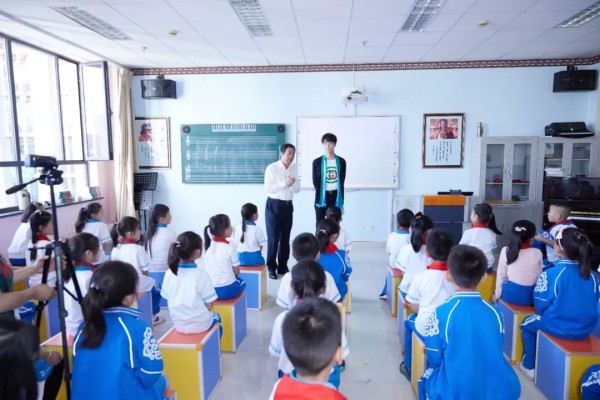 陈立农：如果不做艺人，我可能会做心理医生
