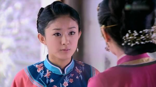 明星被星探发掘时，赵丽颖做销售，张庭做幼师，鹿晗给父母打电话