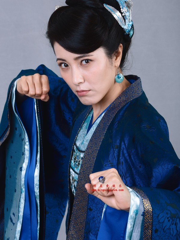 曾黎《古剑奇谭》角色定妆照拍摄花絮照片，剧中古装造型，面部特写，高清4K分辨率原图无修生图下载（至尊）