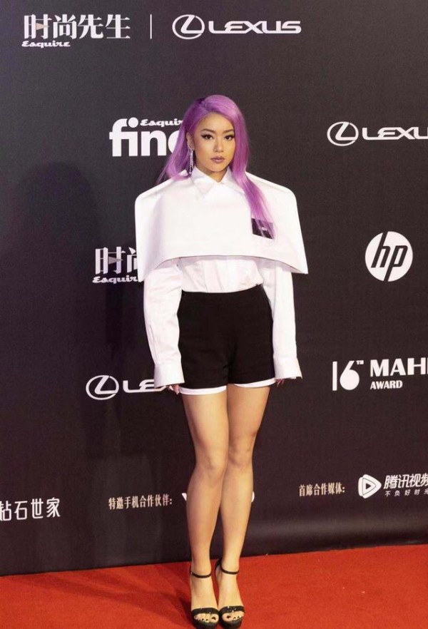 女明星红毯大PK：倪妮从未失手，刘诗诗气质，论气场我只服巩俐