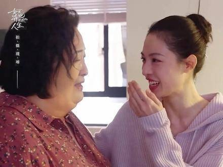 母女俩在戏外也是活力满满的二宝组合