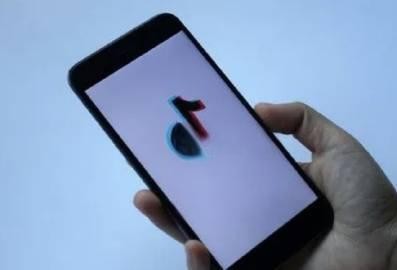 抖音（TikTok）应用界面显示。