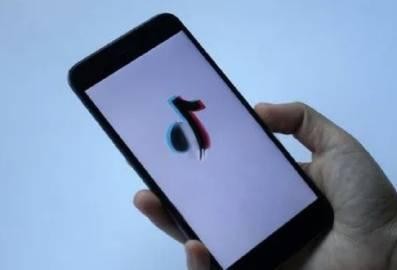 抖音（TikTok）应用界面显示。