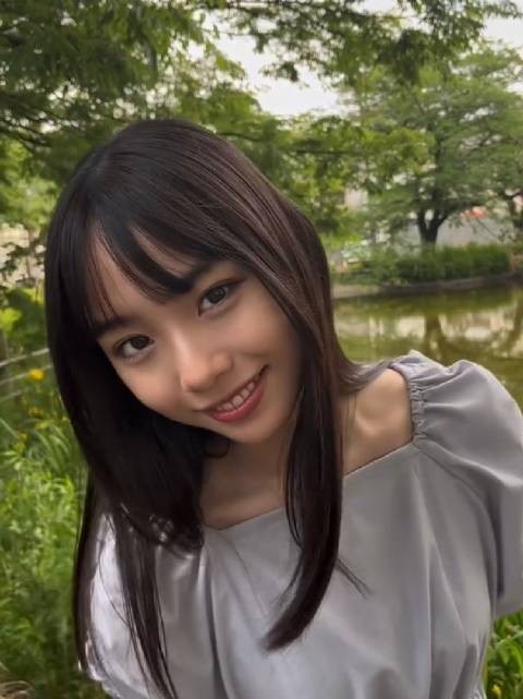 松本麗世<a target=