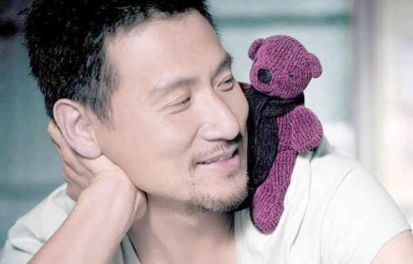 张学友：从歌坛新星到爱情赢家的传奇人生