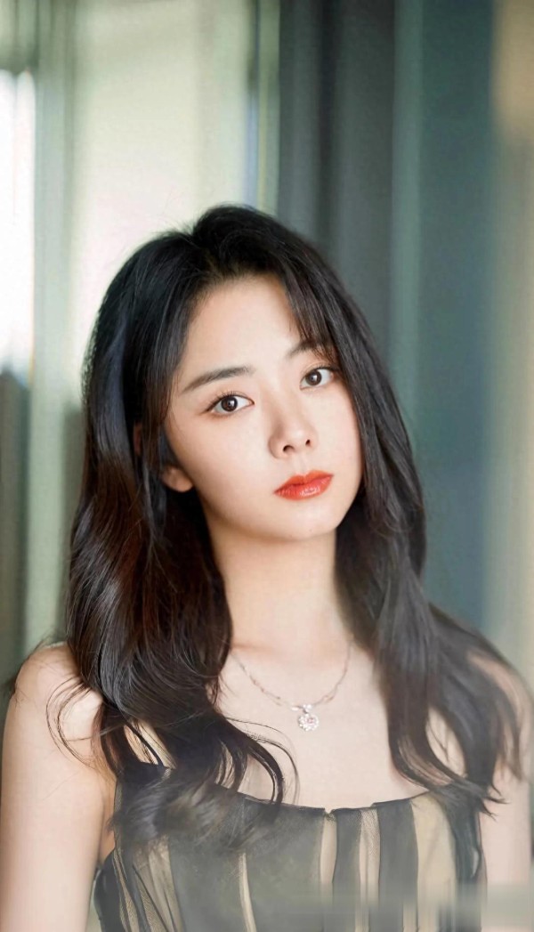新剧动态、明星运势与幕后八卦