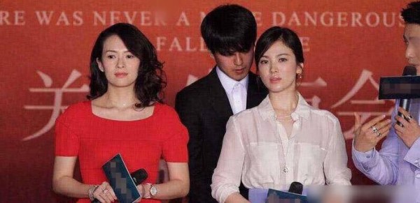 中韩女星同框合影，宋茜身材碾压朴信惠，文咏珊气质胜过郑秀晶