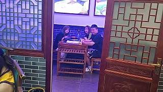 【集梦会长】两个人吃一条鱼?我们剩下的汤汁给她俩泡饭就好了