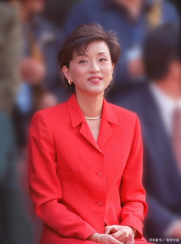 杨澜采访个性才女刘索拉：教你三招，跟任何人都聊得来