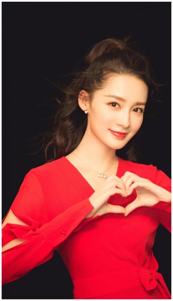 8.4娱乐八卦：张雨绮、罗志祥、王莎莎、童瑶、杨超越、李沁