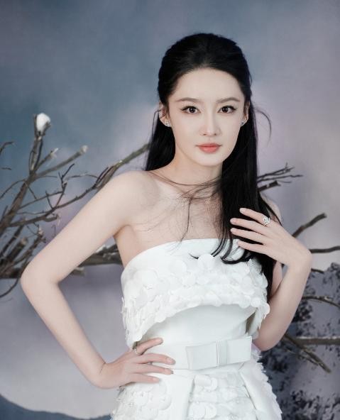 李沁的经纪人丨“从昆曲舞台到影视荧幕”