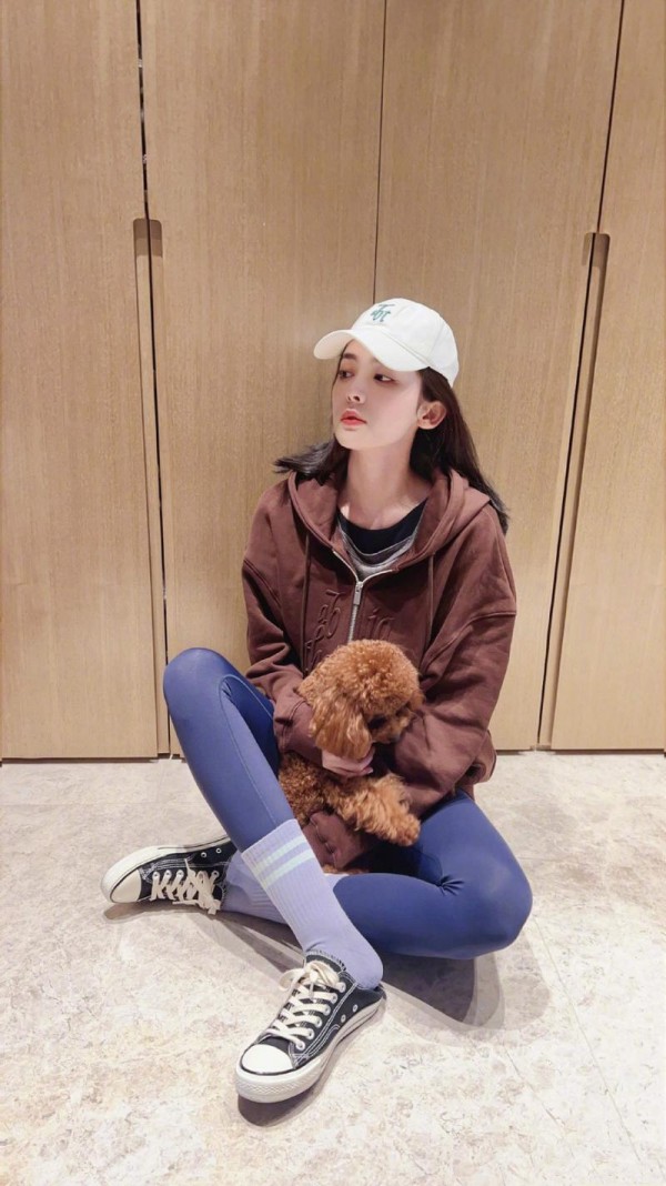 明星休闲穿搭图片女