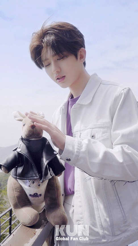 中国动态壁纸男明星壁纸