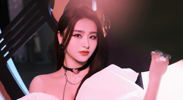 乐华冷藏金子涵，26岁选秀美女被逼退圈，娱乐圈真残酷！