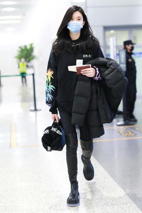 秋季明星旅游穿搭图片女,秋季明星旅游穿搭图片女装