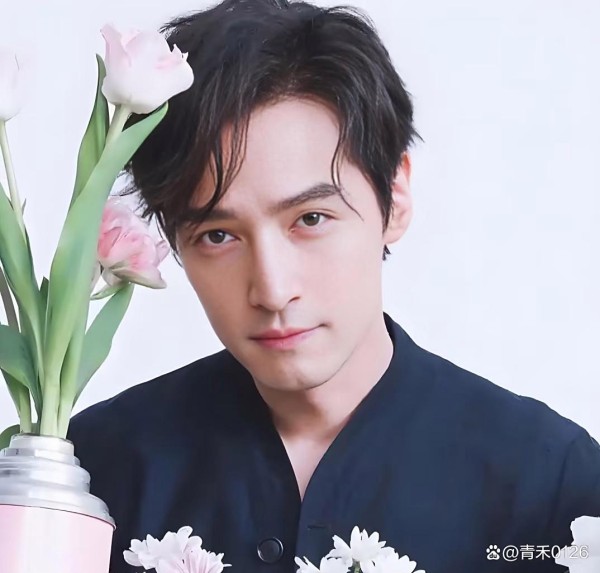 破茧成蝶的胡歌，演技与人生的双重修行