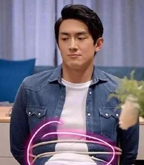 有种型男叫林更新，“穿衣显瘦，脱衣有肉”，不愧是九亿少女的梦