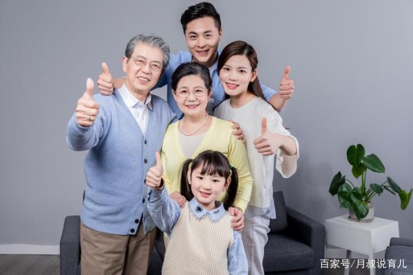论父母基因到底有多强大，看过这些明星家庭，真相就一目了然