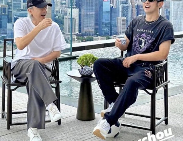 陈冠希潮牌引爆回忆杀！星爷杰伦同框带货，商业互捧玩转时尚圈