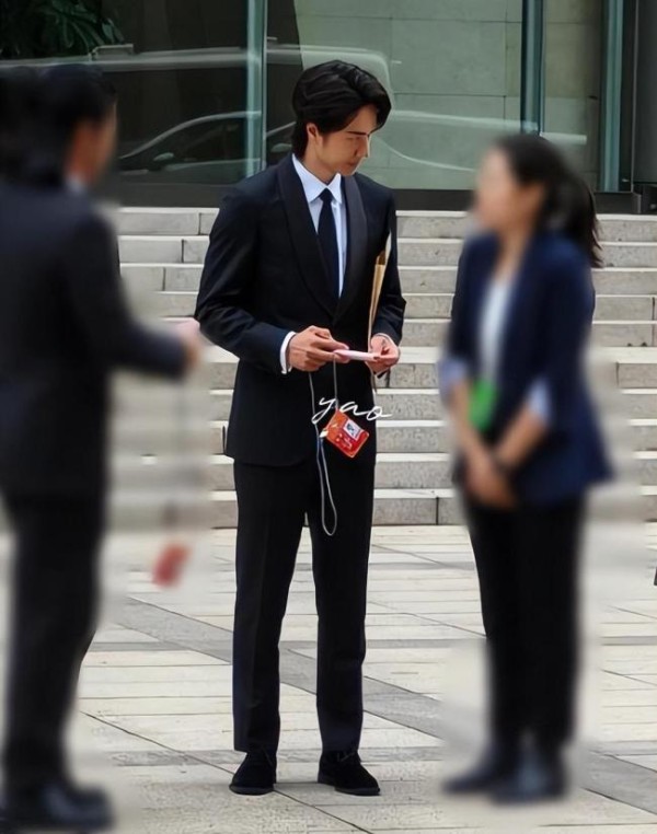 央妈镜头下的章子怡吴京 明星齐聚文明对话会议