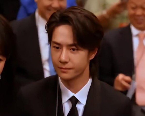 央妈镜头下的章子怡吴京 明星齐聚文明对话会议