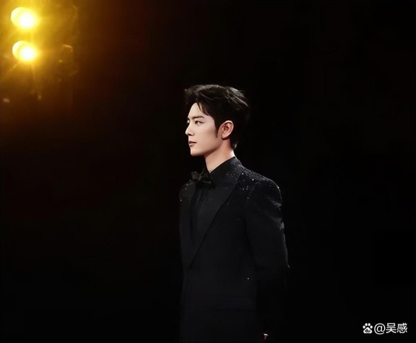 顶流明星的自我修养：肖战如何从偶像蜕变为创作者