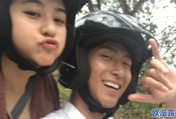绝区零简配对：某明星与知名导演疑似情侣关系曝光，网友纷纷围观揣测