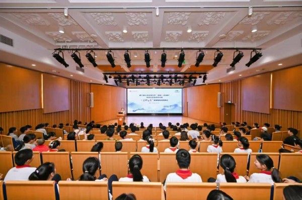 诗词为媒，全球共创 第三届上海交通大学“荣昶-文治杯”全球大学生诗词大赛结果揭晓