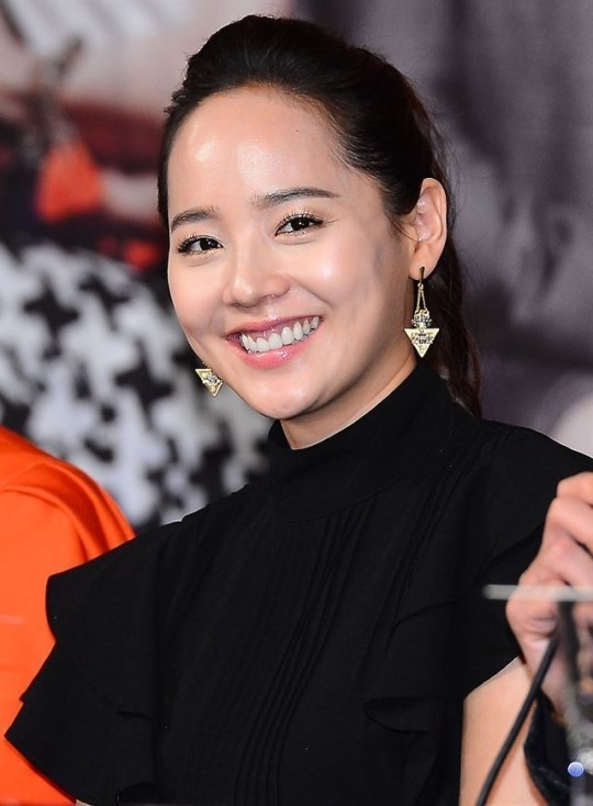 柳真结婚四年荣升妈妈