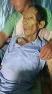 黄文鸿追忆父亲:用阳光记住爱的陪伴与人生的告别
