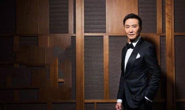 这7位实力派演员都是话剧出身, 其中一人受到英媒高度评价
