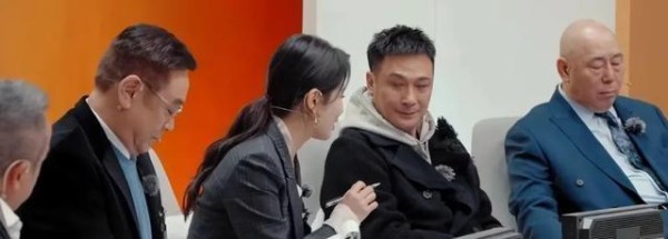 同样当“演员导师”，看完刘涛再看郝蕾，差别立马就出来了