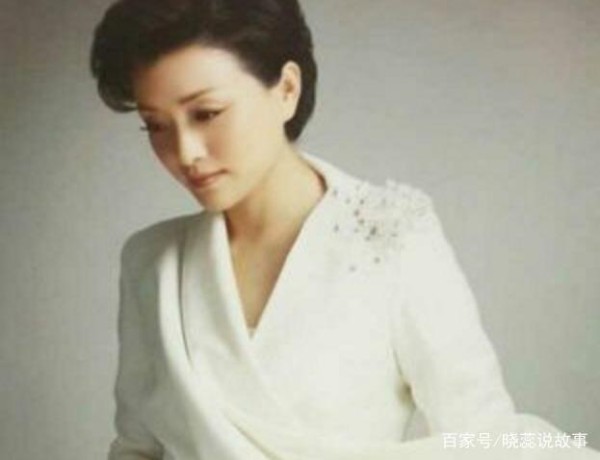 有梦想的杨澜，在失望中坚持，在坚持中蜕变