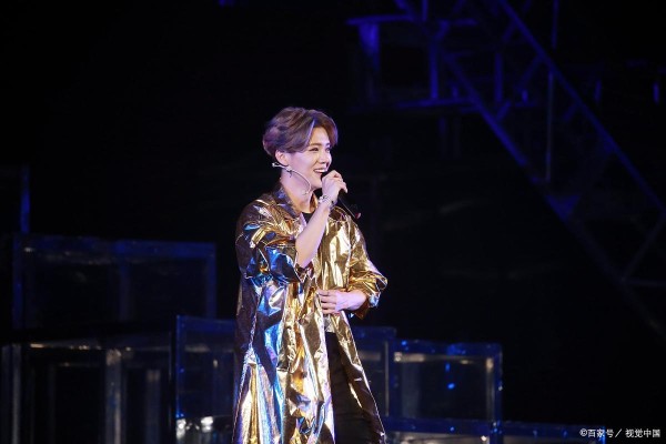 鹿晗演唱会再现疯狂，32 秒售罄 2 万张票燃爆夏夜