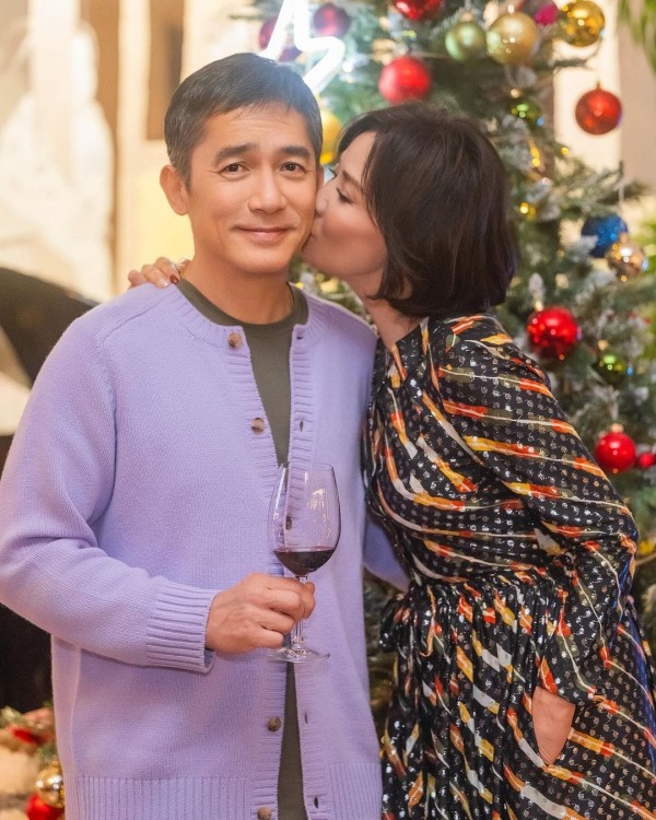 celebrities socialites christmas 2023