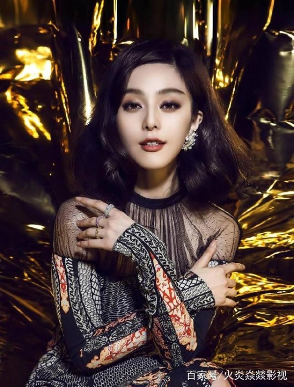 娱乐圈中时尚靓丽的女星：柳岩杨颖李菲儿上榜