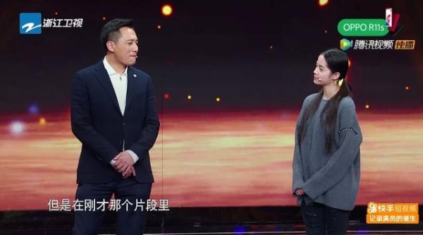 我的天！原来不仅欧阳娜娜和刘烨，所有导师与演员同台都是抠图的
