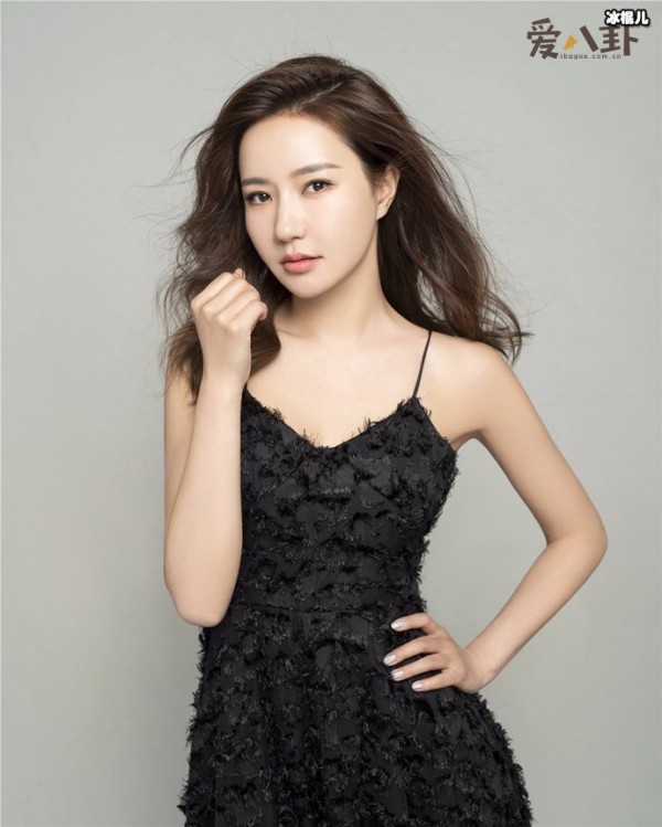 张国立干女儿韩雨芹
