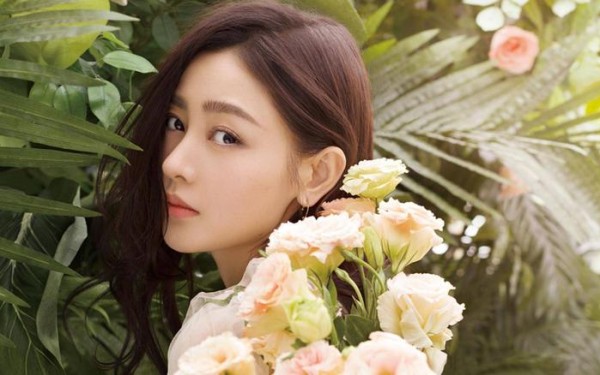被吐槽改年龄的美女明星，唐艺昕第八，李冰冰第二，第一是谁？