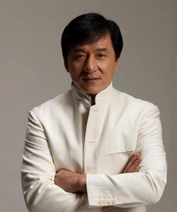 太吓人了这些明星突然就老的不成样子了，网友：岁月真没饶过谁
